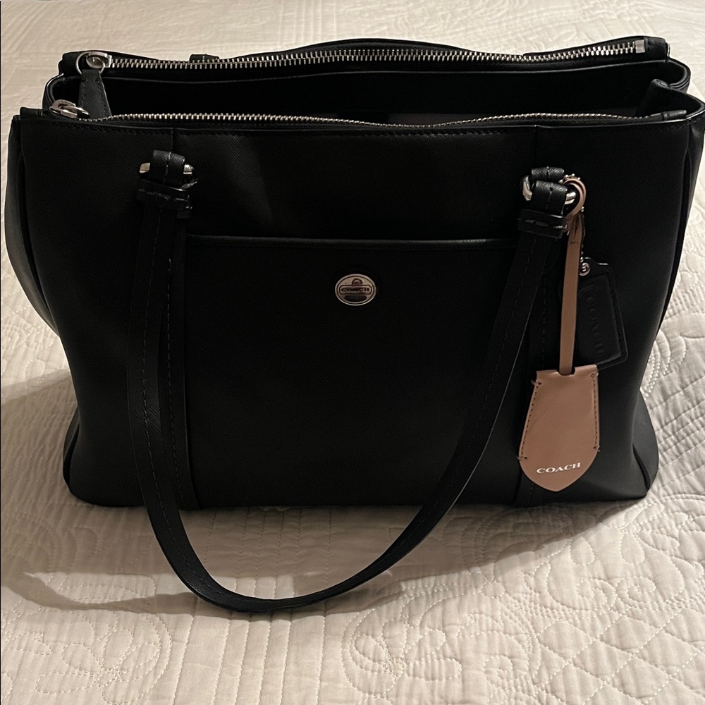 Coach Black Leather Purse with Tan Leather Tag